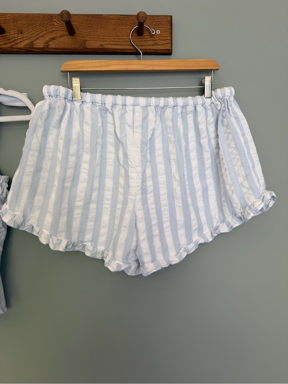 8 Oak Lane 100% Cotton Ruffle Blue White Textured Stripe Tie-Shoulder Set - Picture 9 of 17